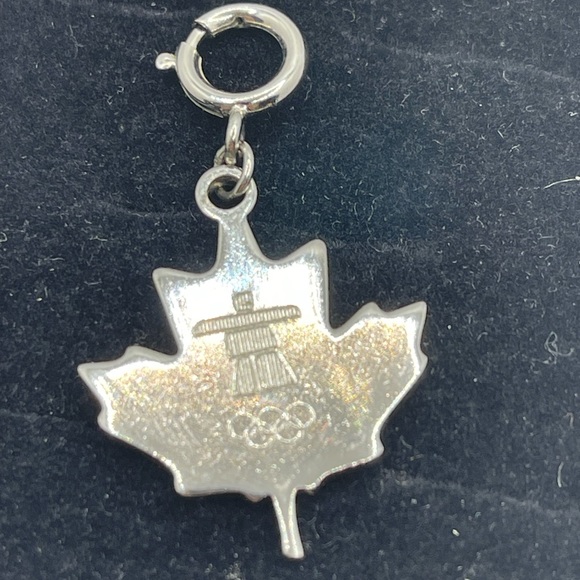 Authentic Birks Vancouver 2010 Maple Leaf Charm - Picture 4 of 8
